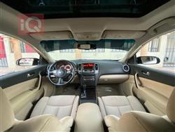 نيسان ماكسيما